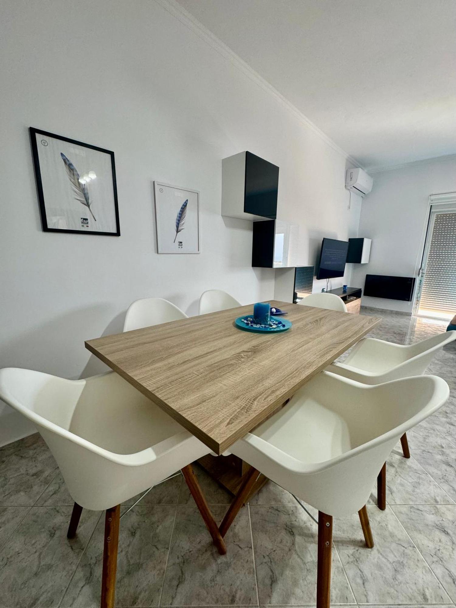 Comfy Blue Sarande Leilighet Eksteriør bilde