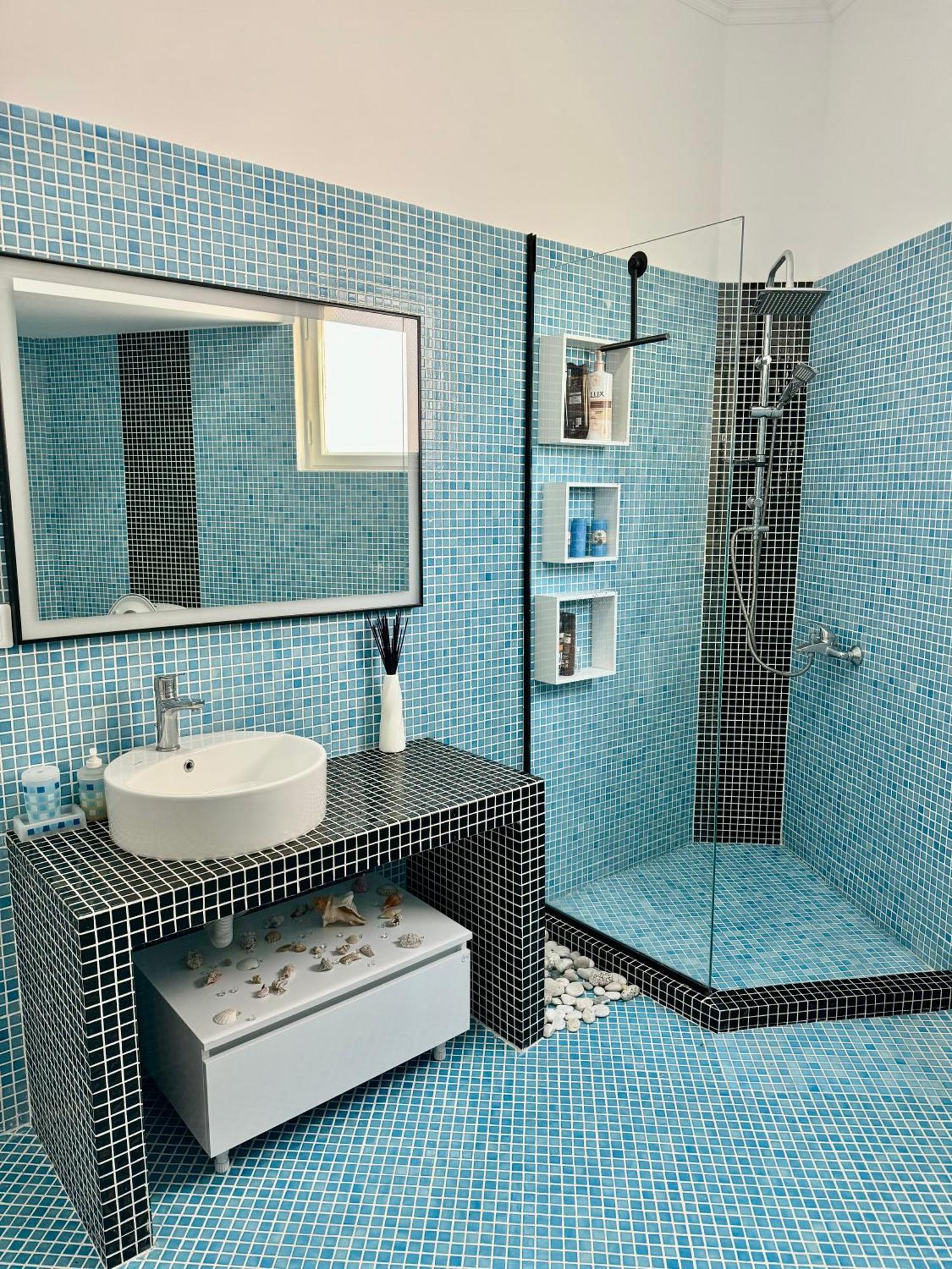 Comfy Blue Sarande Leilighet Eksteriør bilde